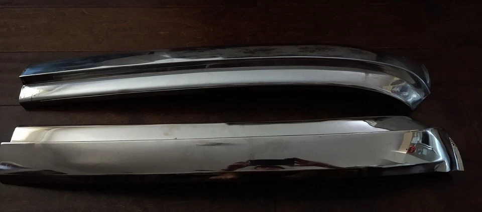Lincoln Continental 1966-67 parabrisas exterior cromado marco superior moldura izquierda derecha Foto 2 de 4