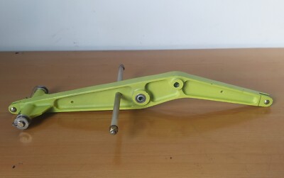 002-524024-21 Beechcraft Bonanza F33A Elevator Bellcrank Assy