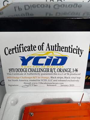 ACME YCID 1970 Dodge Challenger R/T Orange w/ Black Stripe 1:18