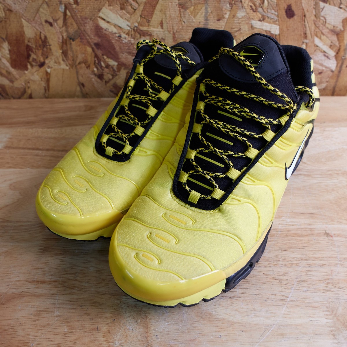 nike tn air max plus frequency pack yellow black