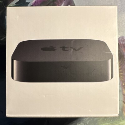 Apple TV A1469 3rd Gen Digital HD Media Streamer Wi-Fi HDMI 1080p with Remote