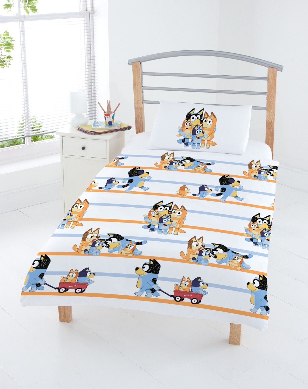 Bluey Family Junior Duvet Cover Set - Image 4