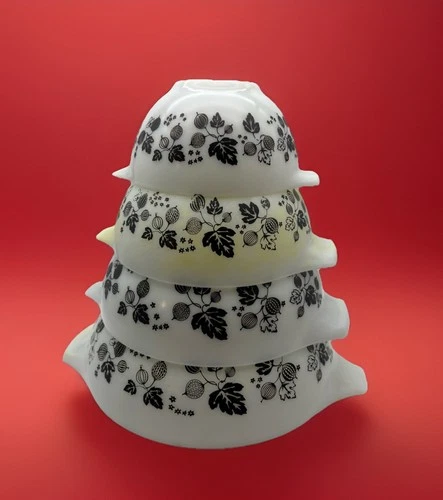 4 Vintage Nested Pyrex GOOSEBERRY Cinderella Mixing Bowls See Photos 50/60s MCM