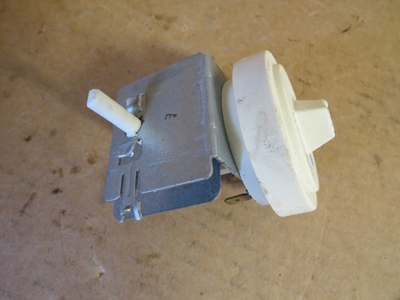 #ad GE Washer Water Level Pressure Switch Part # WH12X22716 $11.88