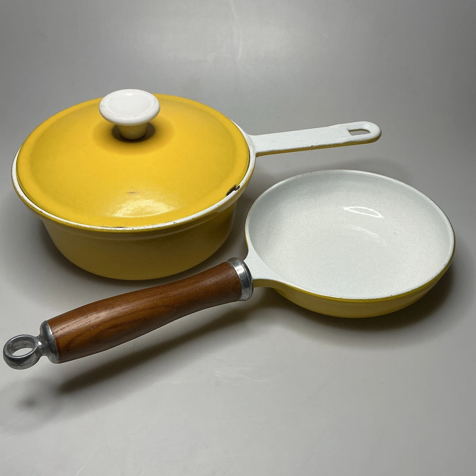 1960s-80s Descoware, Finesse, Enameled Cast Iron 6” Skillet, And 1L Pot w/ Lid