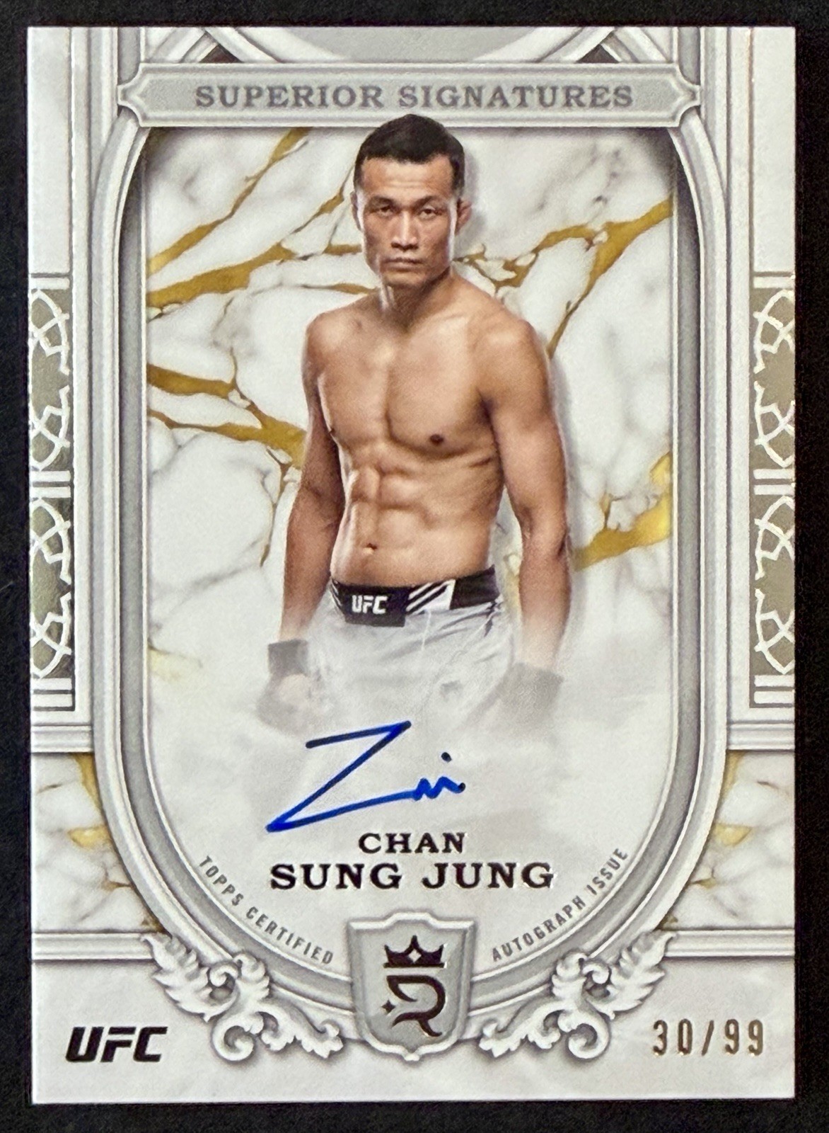 2024 Topps Royalty UFC - Superior Signatures Chan Sung Jung #SS-CSJ /99