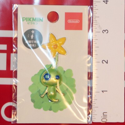 PIKMIN Pin Badge Glow Pikmin Flower Nintendo Tokyo Osaka Store