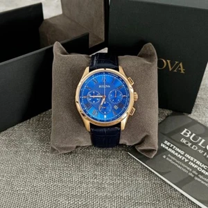 Bulova Wilton Cadran bleu homme Croc Motif cuir 97B170 Montre quartz 46.5mm