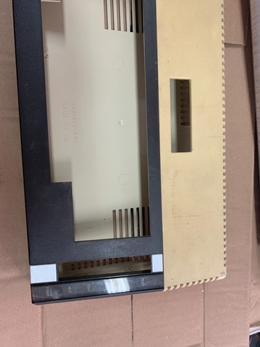 ATARI 800xl - chassi - 第 3/7 張圖片