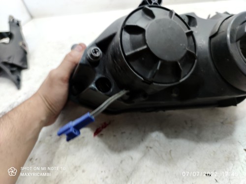 faro fanale anteriore destro per yamaha yzf r1 2004 2005 2006 - Foto 6 di 8