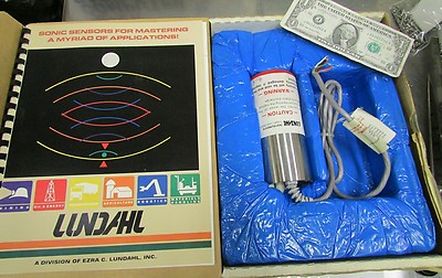 New Lundahl Ultrasonic Analog Output Sonic Liquid Level Sensor, Fluid PLC DCU-8V