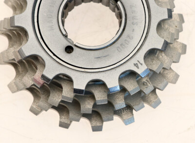 Zeus 2000 5V 5 Speed Freewheel English Thread 14/18T NOS | eBay
