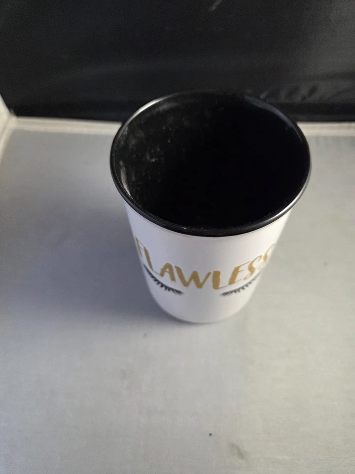 Taza Belleza Impecable Blanco Maquillaje Pincel Soporte Taza Organizador Foto 3 de 4