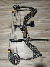Mathews Z7 Left Handed Compound Bow 70# Draw Weight 28”DL RTH READ DESCRIPTION