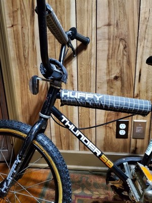 Vintage Bmx Huffy Thunder 58 Rare Bike 1980's Vintage Old School