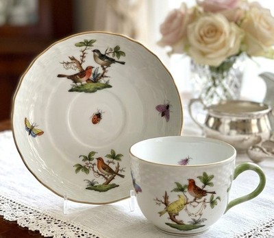Herend Hungary RO Rothschild Bird Espresso Cup Saucer Set Pearl Necklace Motif