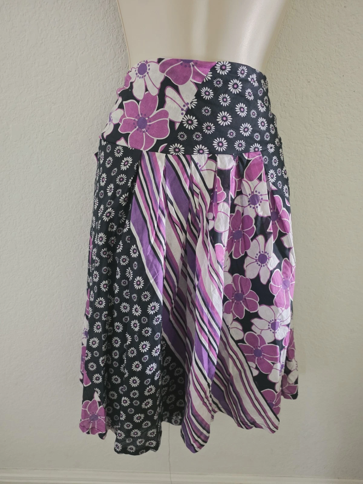 Millenium NWTs Purple Floral Lined Skirt Below Knee Women’s Sz XL