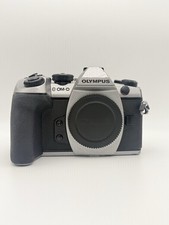 Olympus OM-D E-M1 Mark II Mirrorless Camera Silver Low Shutter Count 