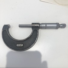 Micrometer 1-2? No. 966 External Outside Moore And Wright  Sheffield England
