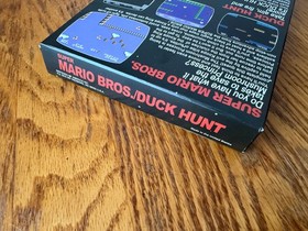 oval seal Super Mario Bros/Duck Hunt complete in box nintendo nes game MINT