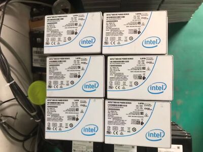 Intel DC P4600 1,6 TB SSD PCIe 3.1 x4 NVMe U,2 2,5'' SSDPE2KE016T7 FW:QDV101D1