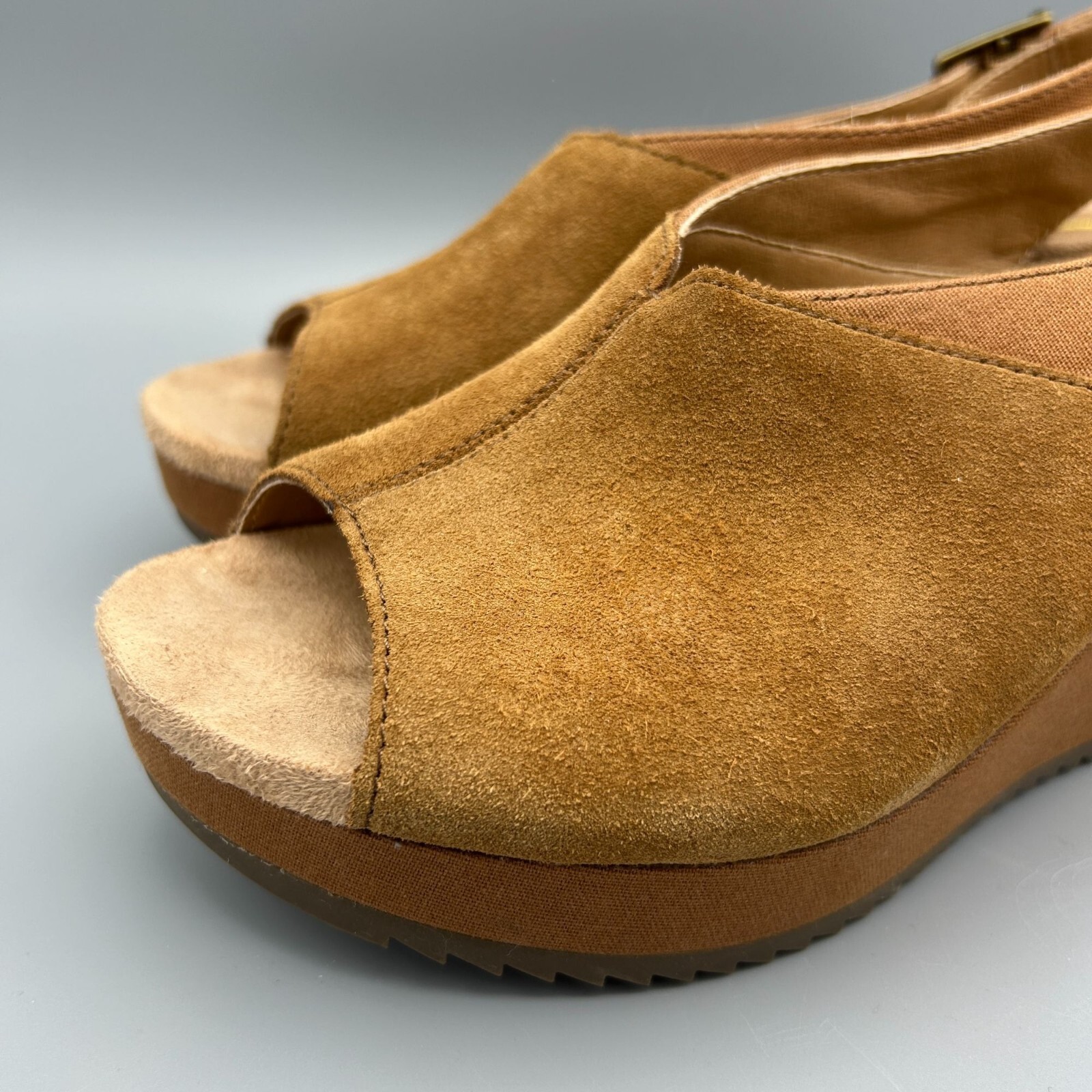 Women's Vionic Size 7 Wedge Shoes Sandals Heels Trixie Toffee Suede