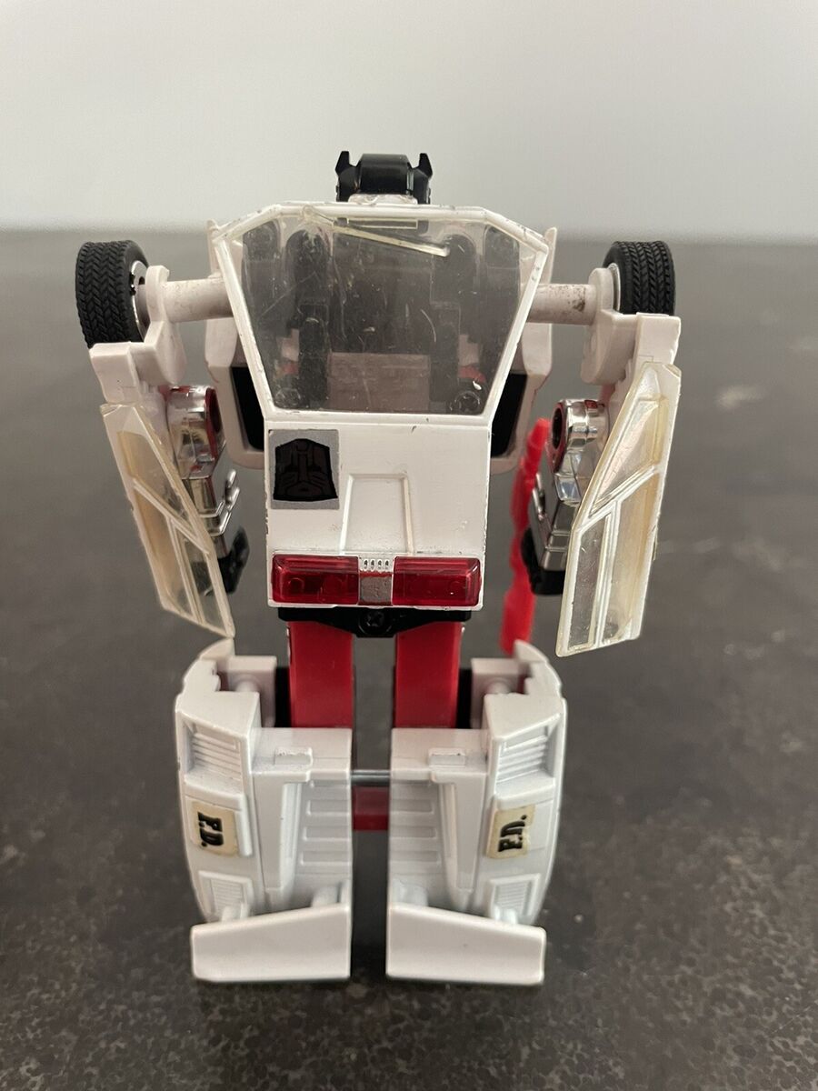Transformers G1 Autobot RED ALERT Fire Chief Lamborghini Transformers G1 Autobot RED ALERT Fire Chief Lamborghini