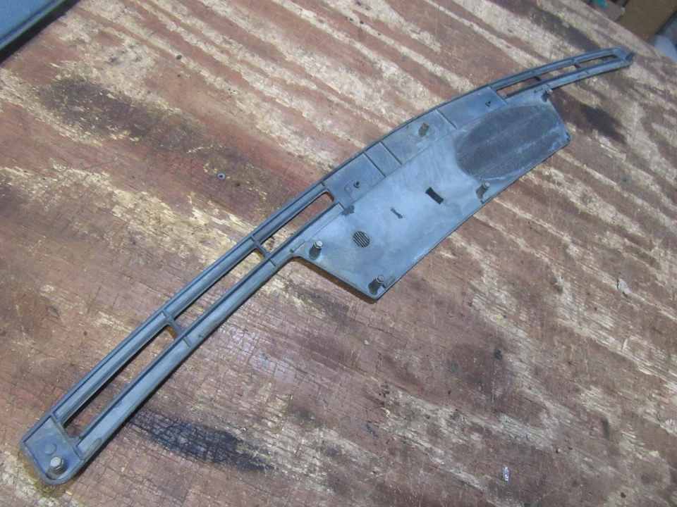 Cadillac Deville 1965 1966 interior tablero delantero altavoz moldura panel de ventilación Foto 3 de 4