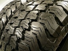 Like New 2 Two Kumho Road Venture At At Lt32560r18 119s 8pr D 325 60 18 1853