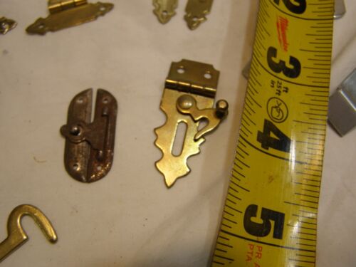 28 pc Lot Small Hardware Hinges Latches Etc Small Craft Projects Jewelry Box Siz - Picture 10 of 13