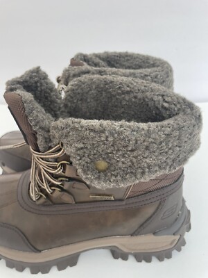 NWOB Skechers Men display picture 2