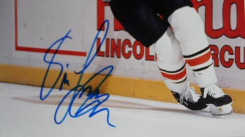Eric Lindros Signed 8x10 Photo COA NHL 1993 Philadelphia Flyers HOF - Picture 2 of 3