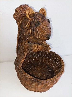 Vintage Korb Nussschale in Eichhörnchenform aus Weidengeflecht 20 cm/8'' hoch