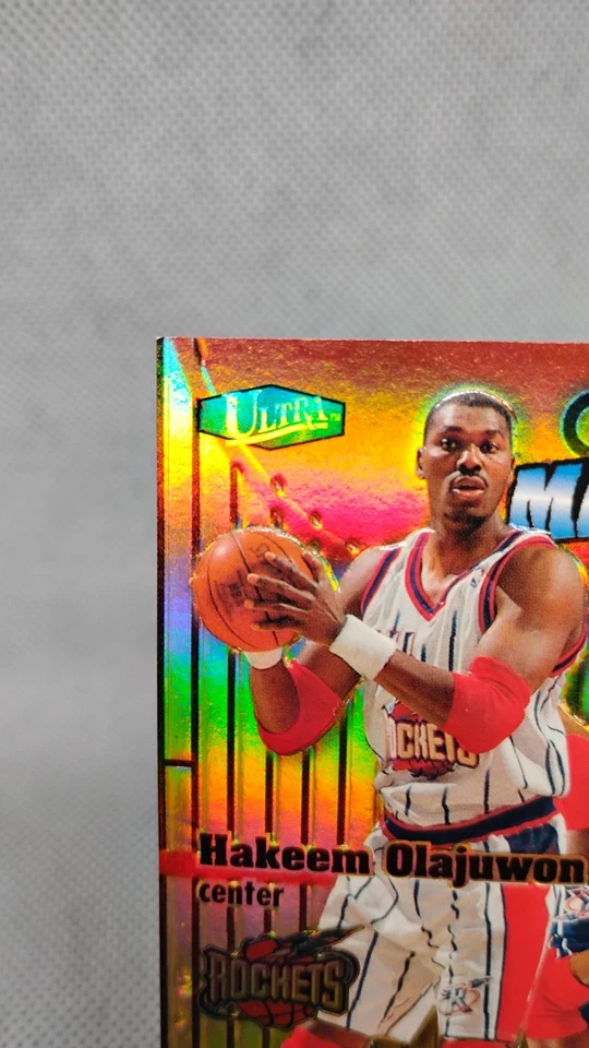 Fleer Ultra Hakeem Olajuwon 1997-98 #17 cm Court Masters SP Rockets Foto 2 de 4