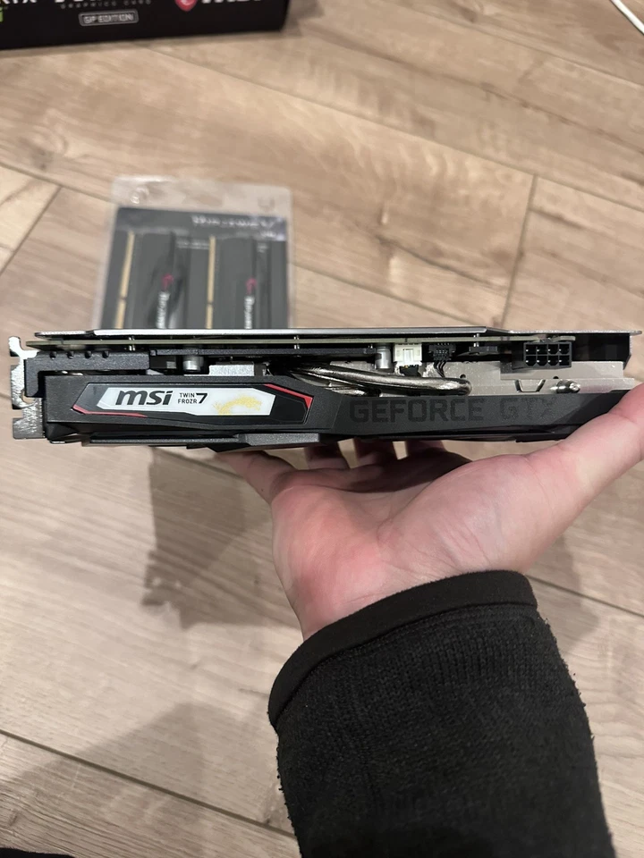 COMBO MSI NVIDIA GeForce GTX 1660 Super 6GB GDDR6 PCI Express 3.0 16gb ddr4 ram Foto 3 de 4