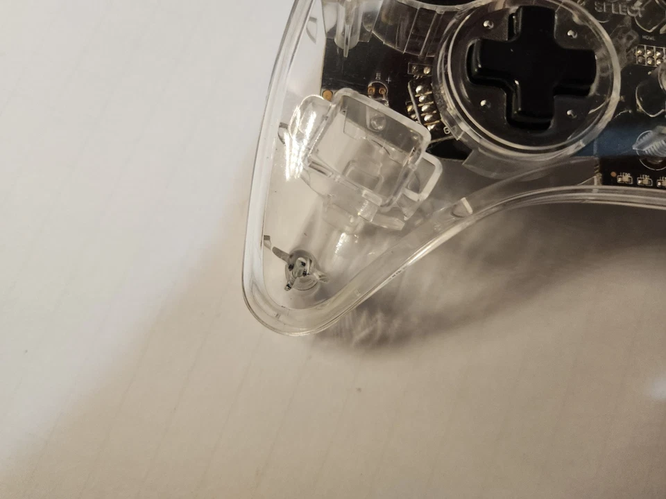 Nintendo Wii U Pro Controller • AfterGlow • 085-018 • Clear/ Black • Excellent - Image 4 of 4