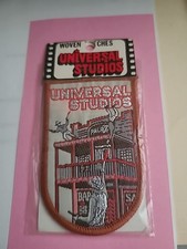 Vintage Universal Studios Tkana naszywka Shootout at Saloon 2"X3"