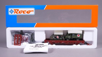 H0 DC Roco 47754 Rungenwagen Kbs mit 2 Fahrzeugen KFOR in OVP #RM_0