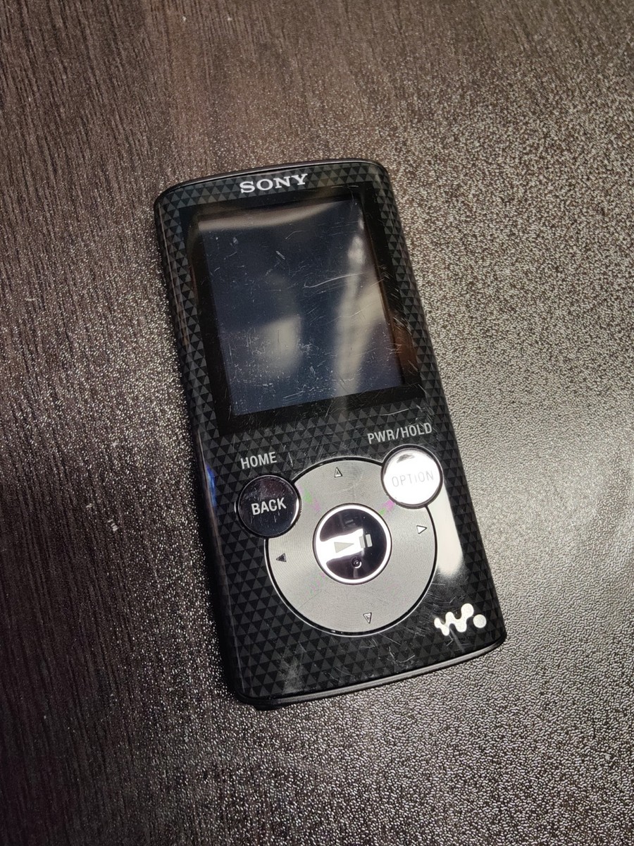 Sony Walkman NWZ-E384 Vintage Digital Media MP3 Player Parts Or