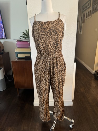 Old Navy Cheetah Waist Defined Sleeveless Cropped Cami Jumpsuit Romper Cotton L