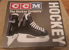 Vintage Men's CCM Pro 900 Hockey Skates size 8 Barely Used
