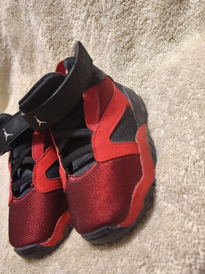 Jordan Lift Off TD Zapatos 6C Niño Gimnasio Rojo Negro Bebé AV1244-002 Baloncesto Niño Foto 4 de 4