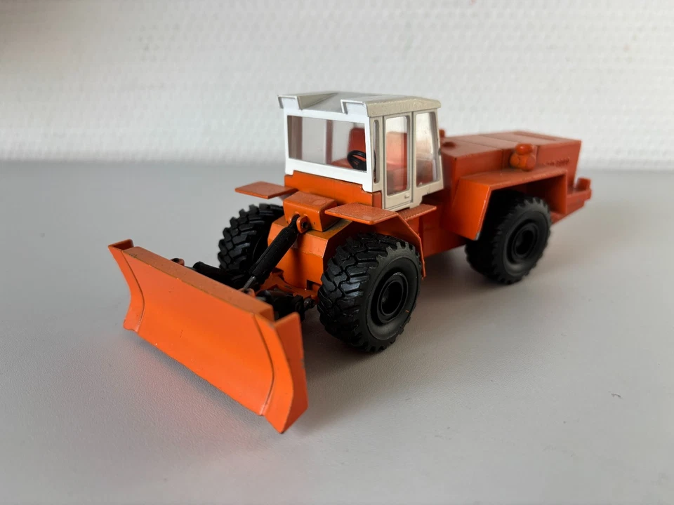 Zettelmeyer ZD3000 Dozer orange/weiß Radlader NZG #197 1:50 - Bild 2 von 4