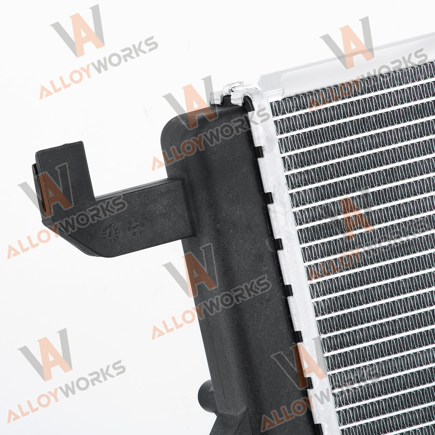 Aluminum Radiator Fit 2013-2020 MASERATI QUATTROPORTE GHIBLI GTS 3.0L 3.8L NEW