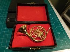 Replica DOUBLE FRENCH HORN Brass Miniature Music Instrument 5" w/ case