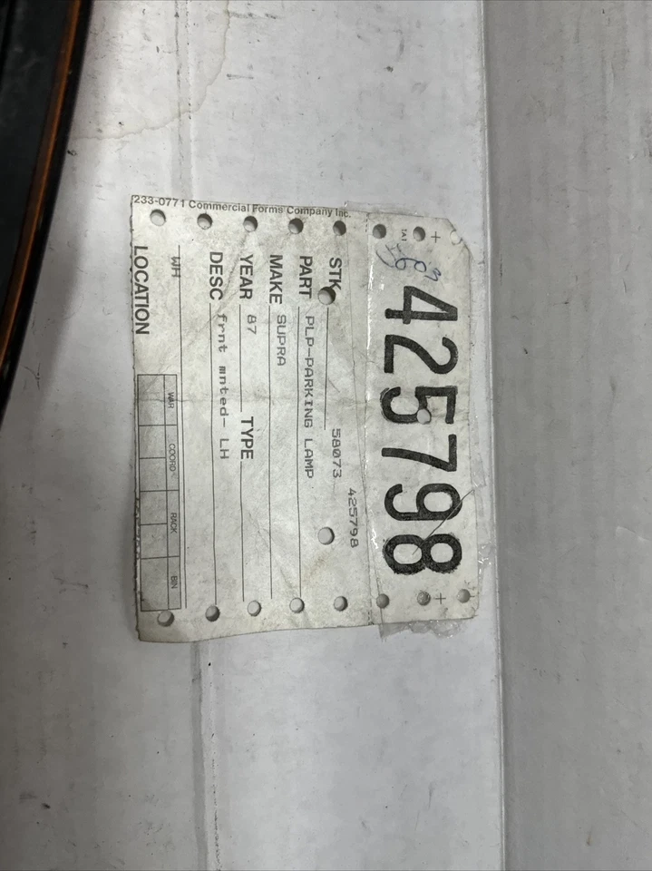 Luz de señalización de giro izquierda Toyota Supra 1987 OEM Foto 4 de 4