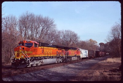 Original Rail Slide - BNSF B'Nthn Santa Fe 5503+ Valley Forge PA 11-11-2004