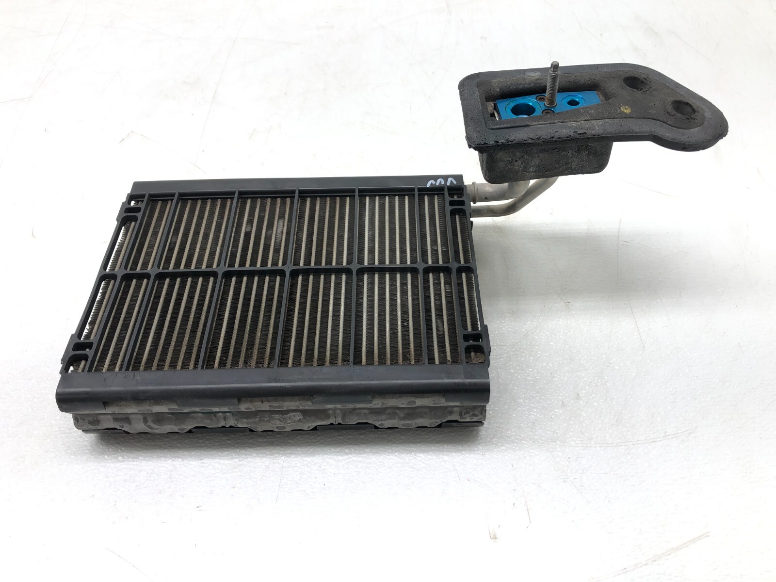2014-2019 MASERATI GHIBLI S AC CLIMATE EVAPORATOR CORE RADIATOR W/ VALVE OEM.