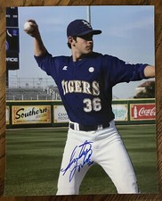Austin Nola SIGNED 8x10 LSU Tigers color photo - San Diego Padres