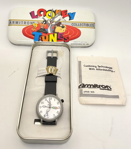 Vintage 1989 Armitron Looney Tunes BUGS BUNNY Quartz Watch 30mm